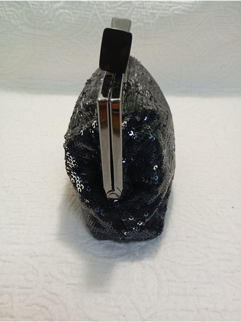 Black Sequin Bow Clutch Purse With Silver Chain Strap By Omely - Picture 5 of 11